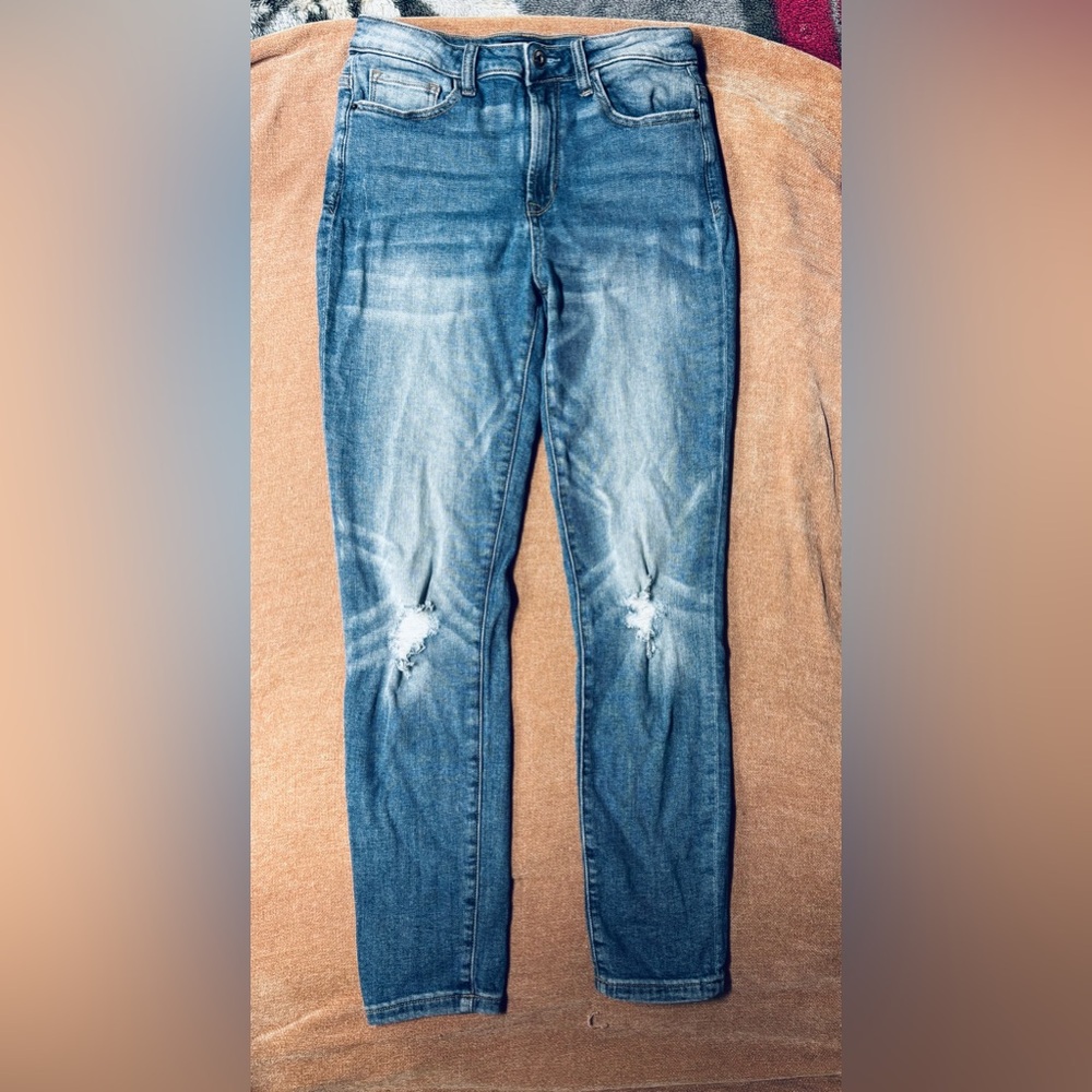 Forever 21 Light Blue Distressed Skinny Jeans